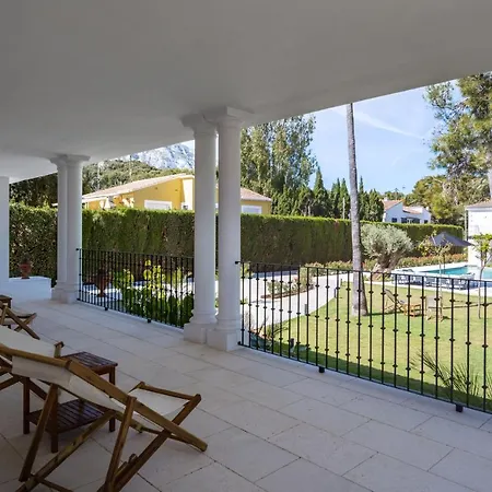 Villa Piccola House